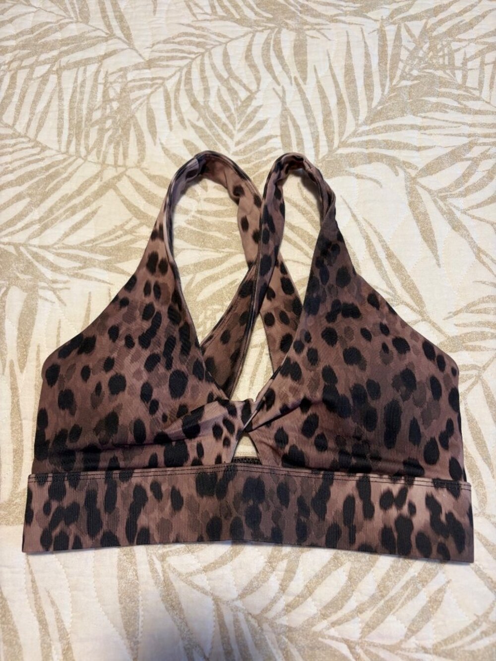 Fabletics Leopard Print Crisscross Sports Bra XS Polyester Elastane